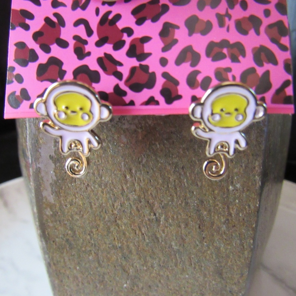 Betsey Johnson Pink Little Monkey Earrings - Picture 5 of 8